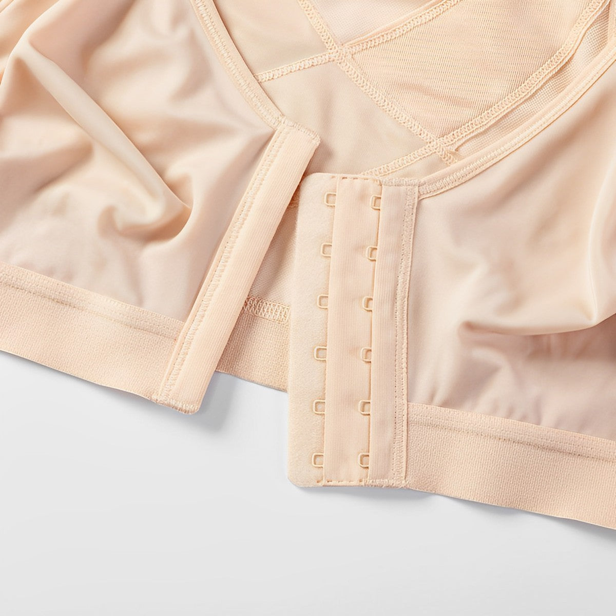 Chloé - 2-v-1 korekční podprsenka