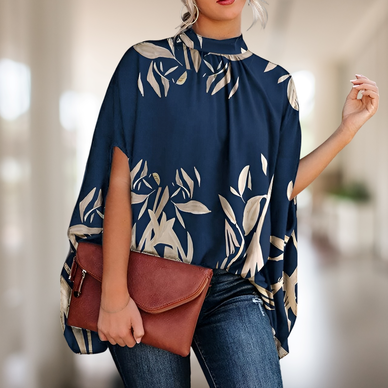 Zara – Široká halenka s výstřihem do V