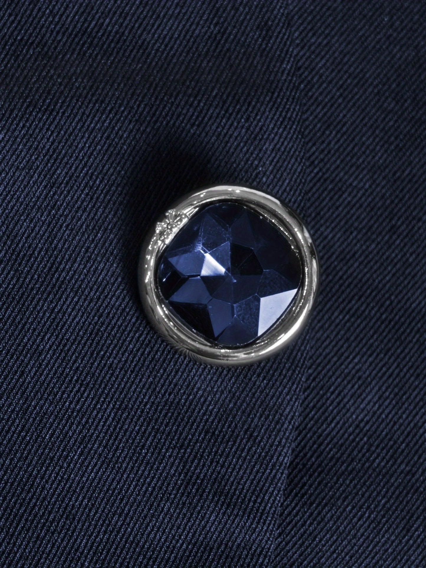 Adrielle – Elegantní Kostým s Blazerem a Kalhotami