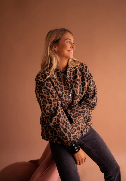Lea – Leopardí Bomber